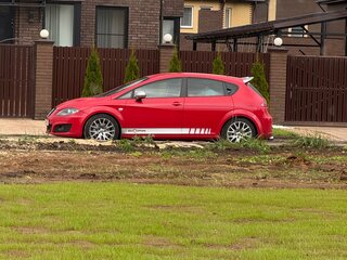 2012 SEAT Leon II Рестайлинг, красный, 990000 рублей, вид 4