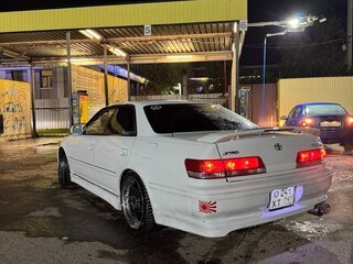 1999 Toyota Mark II VIII (X100), белый, 865000 рублей, вид 4