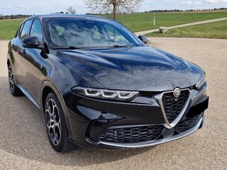 2023 Alfa Romeo Tonale I, чёрный, 3465000 рублей, вид 1