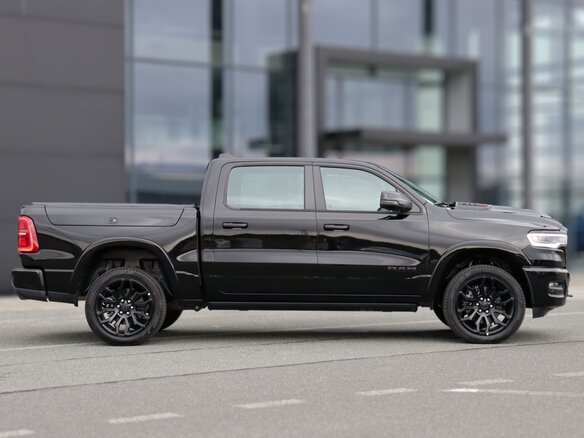 2026 Ram 1500 Crew Cab V Рестайлинг, чёрный, 11290000 рублей - вид 6