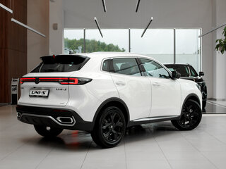 2026 Changan UNI-S I Рестайлинг, белый, 3249900 рублей, вид 4