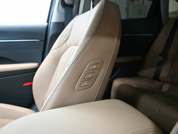 2025 Hyundai Sonata VIII (DN8) Рестайлинг, чёрный, 4319900 рублей - вид 33