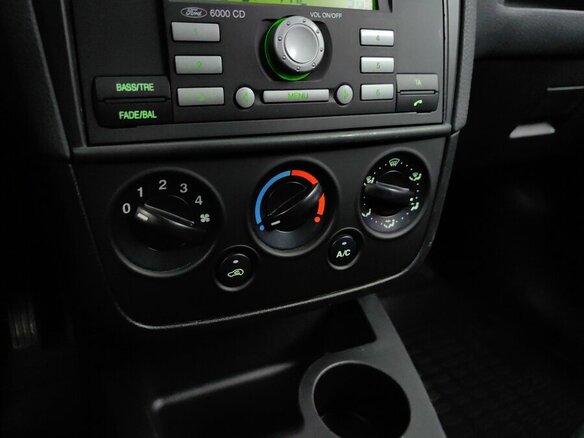 2007 Ford Fiesta Mk5, чёрный - вид 14