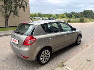 2010 Kia Ceed I Рестайлинг, серый, 530000 рублей, вид 4