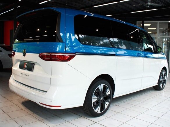 2023 Volkswagen Multivan Long T7, белый, 5320000 рублей - вид 5
