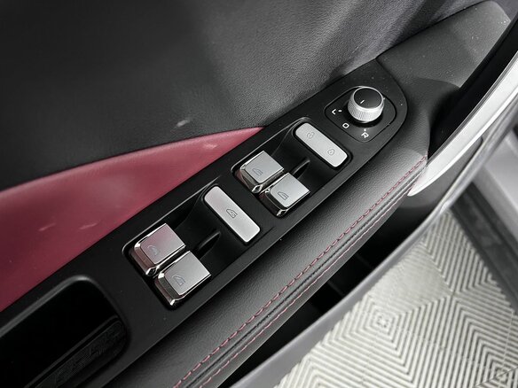 2023 Geely Coolray I, серый, 1950000 рублей - вид 18
