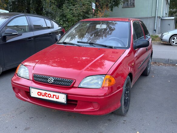 2002 Suzuki Swift II Рестайлинг, красный, 165000 рублей