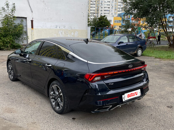 2021 Kia K5 III, синий, 2750000 рублей - вид 4