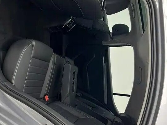 2025 Skoda Superb III Рестайлинг, серебристый, 3350000 рублей - вид 17
