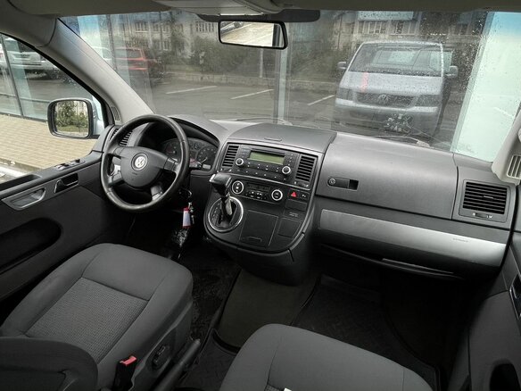 2008 Volkswagen Multivan T5, серебристый, 1444000 рублей - вид 8