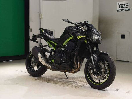 2022 Kawasaki Z 900, чёрный, 1099000 рублей, вид 3