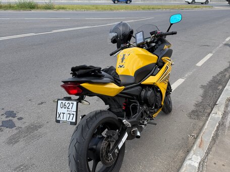 2009 Yamaha XJ6 (FZ6R), жёлтый, 450000 рублей, вид 3