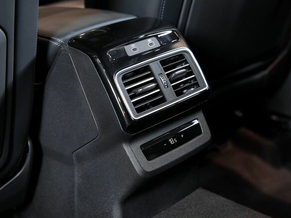 2026 Audi Q5 L III (GU), чёрный, 6600000 рублей - вид 30