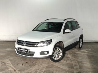 2016 Volkswagen Tiguan I Рестайлинг, белый, 1270000 рублей, вид 1