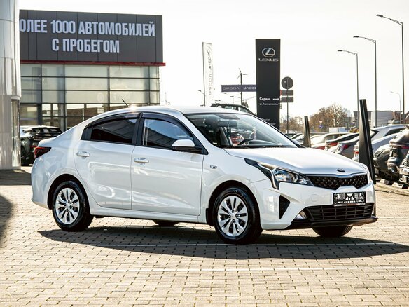 2022 Kia Rio IV Рестайлинг, белый, 1625000 рублей - вид 19