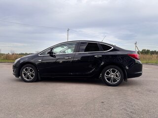 2013 Opel Astra J Рестайлинг, чёрный, 851000 рублей, вид 4