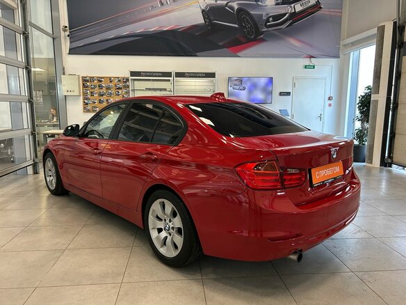 2013 BMW 3 серии 316i VI (F3x), красный, 1099000 рублей - вид 2