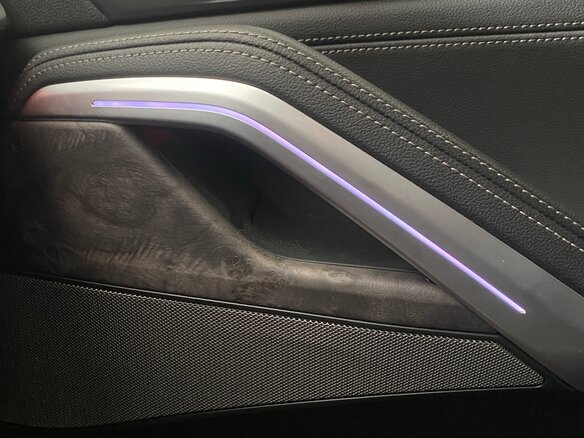 2021 BMW X6 40i III (G06), серый, 12900000 рублей - вид 19