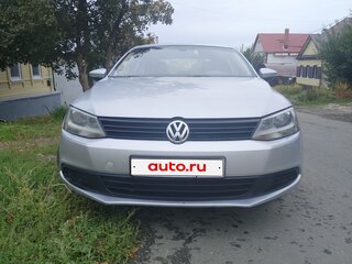 2013 Volkswagen Jetta VI, серебристый, 670000 рублей, вид 2
