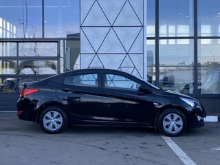 2016 Hyundai Solaris I Рестайлинг, чёрный, 649000 рублей, вид 4