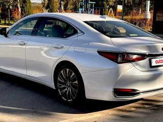 2020 Lexus ES 250 VII, белый, 3550000 рублей, вид 5