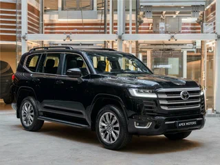 2026 Toyota Land Cruiser 300 Series, чёрный, 14450000 рублей, вид 3