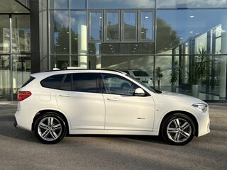 2018 BMW X1 20i xDrive II (F48), белый, 2390000 рублей, вид 4