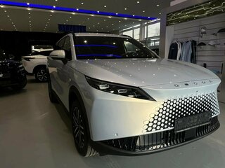 2026 Omoda C7, серебристый, 3499000 рублей, вид 1