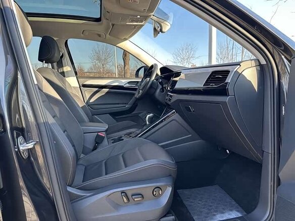 2022 Volkswagen Tayron I, коричневый, 2130000 рублей - вид 13