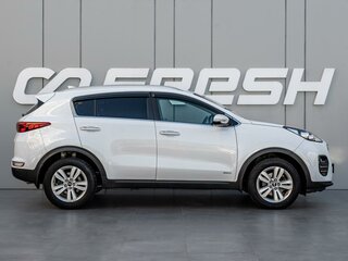 2017 Kia Sportage IV, белый, 1899000 рублей, вид 5