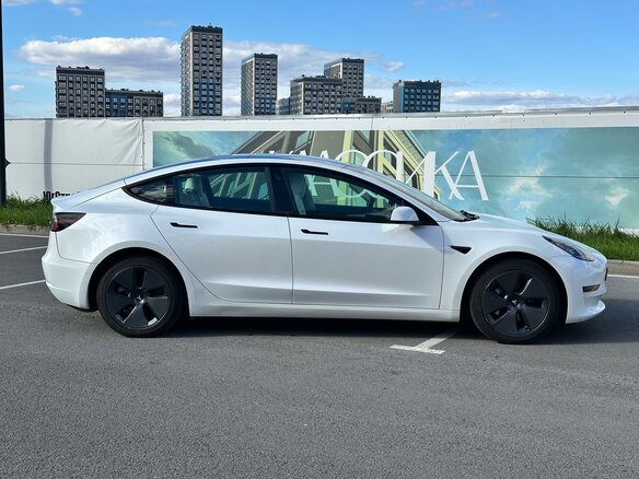2022 Tesla Model 3 Long Range I, белый, 3690000 рублей - вид 10