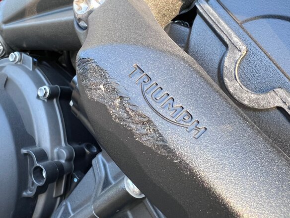 2021 Triumph Street Triple, чёрный, 975000 рублей - вид 10