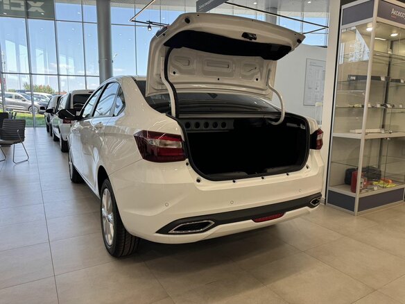 2026 Lada (ВАЗ) Vesta I Рестайлинг (NG), белый, 1768935 рублей - вид 6