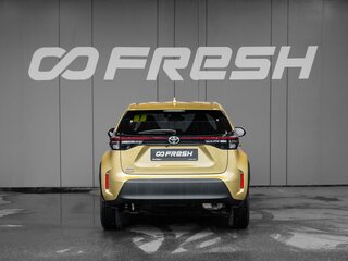 2022 Toyota Yaris Cross I, жёлтый, 2250000 рублей, вид 4