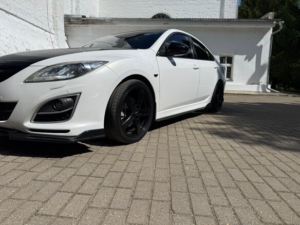 2010 Mazda 6 II (GH) Рестайлинг, белый, 950000 рублей - вид 1