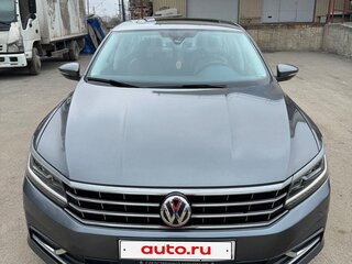 2018 Volkswagen Passat (North America and China) I Рестайлинг, серый, 1800000 рублей, вид 3