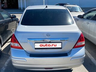 2012 Nissan Tiida I Рестайлинг, серебристый, 725000 рублей, вид 4