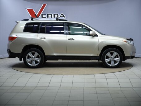 2011 Toyota Highlander II (XU40) Рестайлинг, бежевый, 1350000 рублей, вид 4