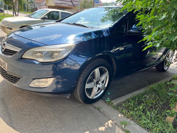 2010 Opel Astra J, синий, 670000 рублей - вид 8