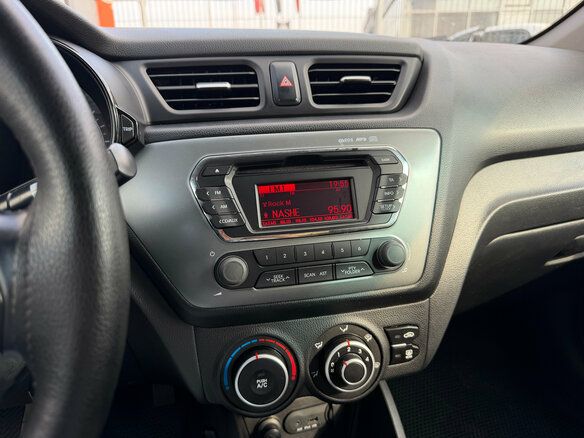 2014 Kia Rio III, белый - вид 12
