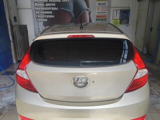 2011 Hyundai Solaris I, бежевый, 630000 рублей, вид 5