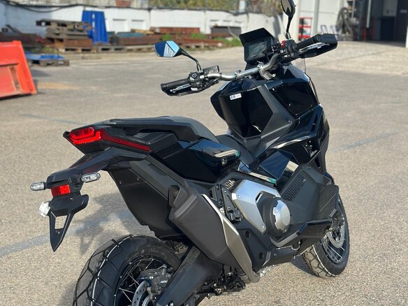 2026 Honda X-ADV, чёрный, 1650000 рублей - вид 10