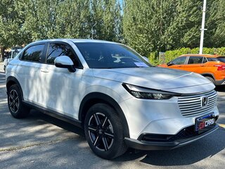 2023 Honda Vezel II, белый, 1830000 рублей, вид 3