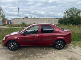 2011 Renault Logan I Рестайлинг, красный, 230000 рублей, вид 2