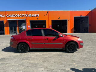 2007 Renault Megane II Рестайлинг, красный, 430000 рублей, вид 5
