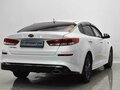 2019 Kia Optima IV Рестайлинг, белый, 1630000 рублей - вид 3
