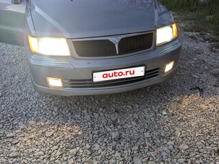 2001 Mitsubishi Chariot Grandis III, голубой, 650000 рублей, вид 3