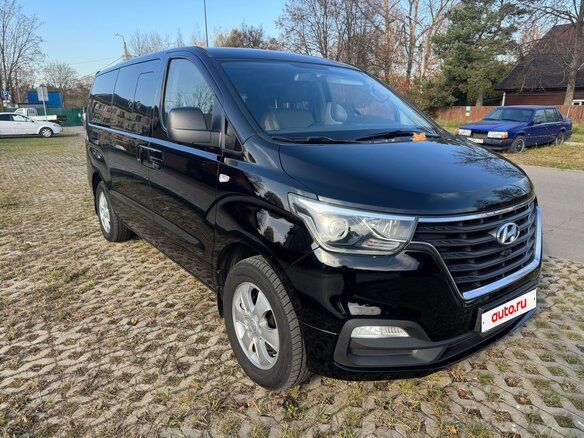 2018 Hyundai Grand Starex I Рестайлинг 2, чёрный, 3550000 рублей - вид 2
