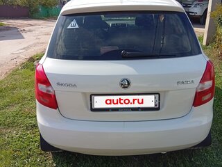 2013 Skoda Fabia II Рестайлинг, белый, 680000 рублей, вид 4