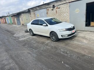 2015 Skoda Rapid I, белый, 700000 рублей, вид 2